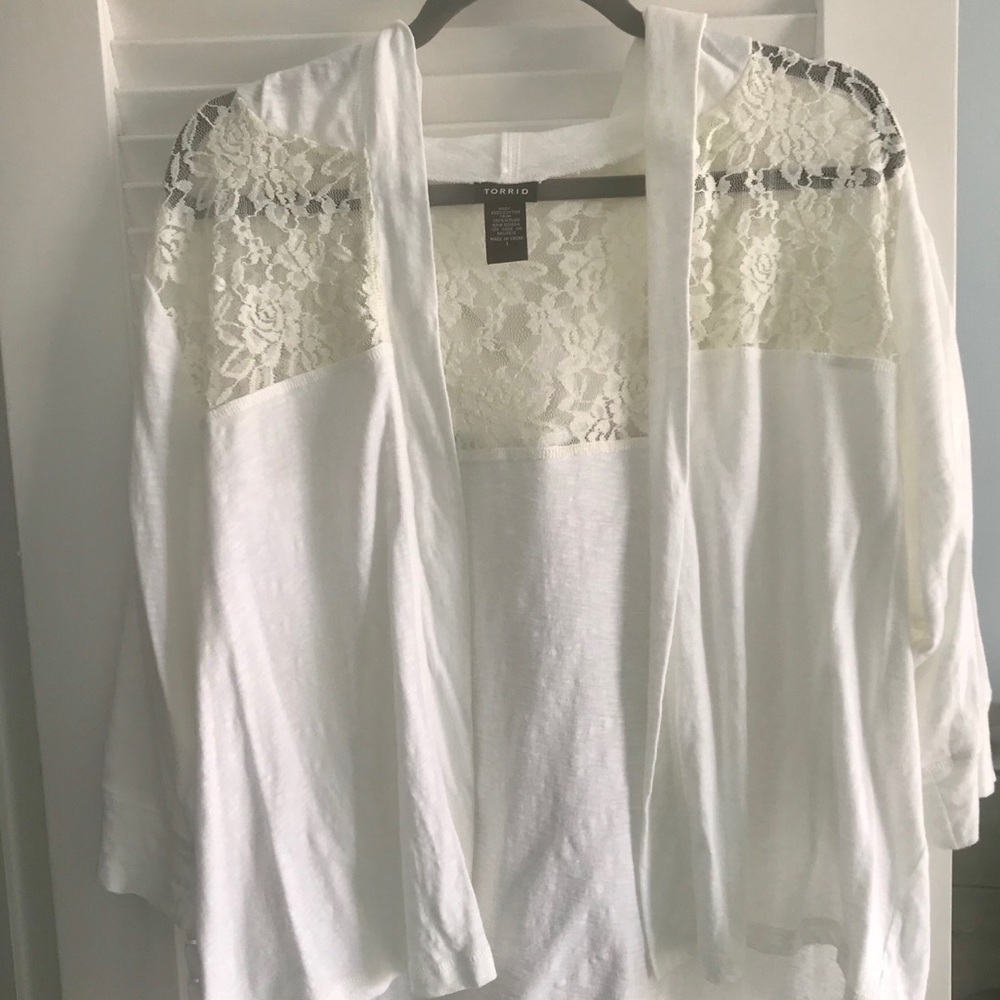 Plus size, cropped cardigan